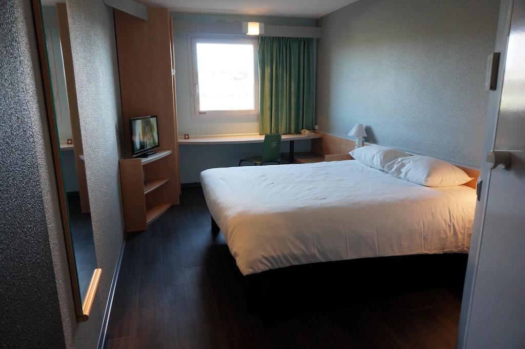 Ibis Auch Hotel Værelse billede